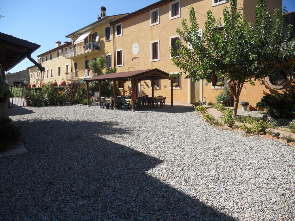 Villa Agriturismo Le Mura Del Gherlo Valeggio sul Mincio Exterior foto
